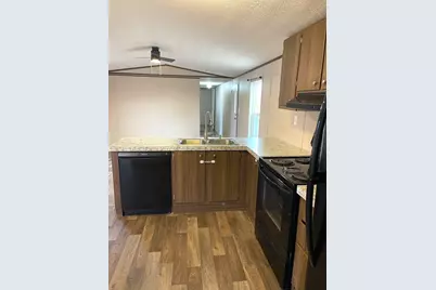 800 Collins, Llano, TX 78643 - Photo 9