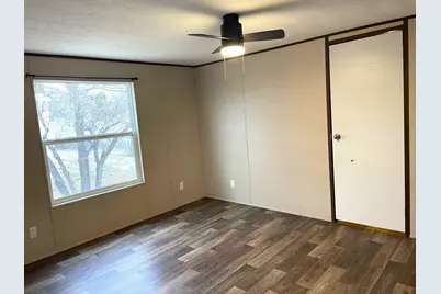 810 Collins, Llano, TX 78643 - Photo 11