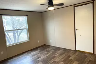 810 Collins, Llano, TX 78643 - Photo 11