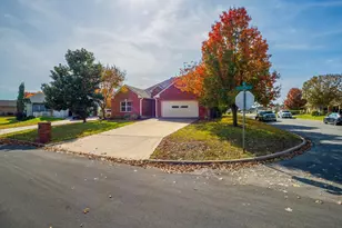 349 Firestone Dr, Meadowlakes, TX 78654 - Photo 3