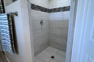 704 Amy Cir, Marble Falls, TX 78654 - Photo 15