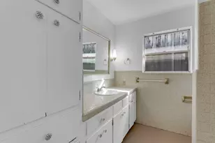 201 Acorn St, Burnet, TX 78611 - Photo 17