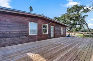 201 Acorn St, Burnet, TX 78611 - Photo 21