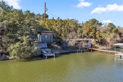 201 Acorn Street, Burnet, TX 78611 - Photo 3