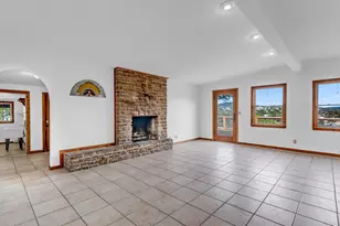 201 Acorn St, Burnet, TX 78611 - Photo 5