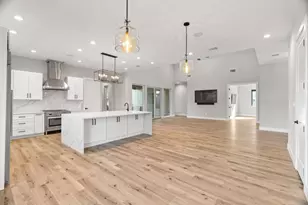 612 Broken Hills, Horseshoe Bay, TX 78657 - Photo 7