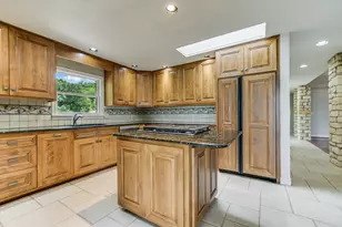 1200 Hi Cir S, Horseshoe Bay, TX 78657 - Photo 9