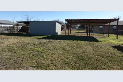 801 Mildred Avenue, Burnet, TX 78611 - Photo 19