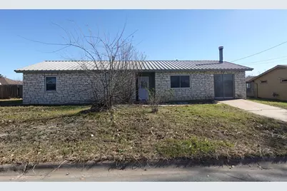 801 Mildred Avenue, Burnet, TX 78611 - Photo 1