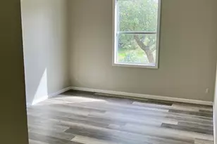 2203 25th St, Horseshoe Bay, TX 78657 - Photo 19