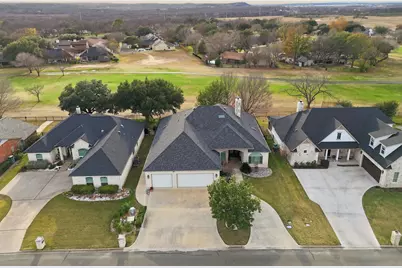 425 St. Andrews, Meadowlakes, TX 78654 - Photo 27