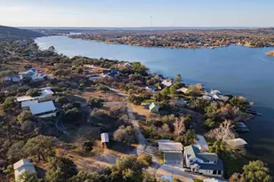 185 Roadrunner Ln, Buchanan Dam, TX 78611 - Photo 13