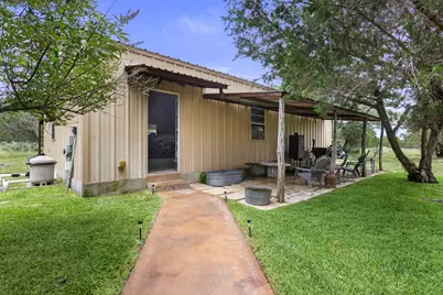 201 N Oak Vista Drive, Burnet, TX 78611 - Photo 23