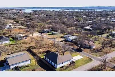 301 E Stonecastle Drive, Granite Shoals, TX 78654 - Photo 7