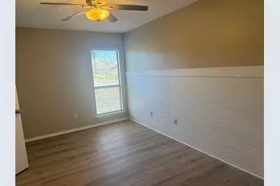 116 Dawn #B, Horseshoe Bay, TX 78657 - Photo 5