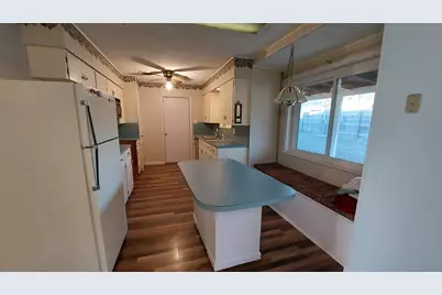 707 Lewis, Burnet, TX 78611 - Photo 5