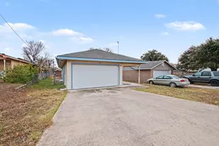1720 Greenwood Ln, Kingsland, TX 78639 - Photo 3