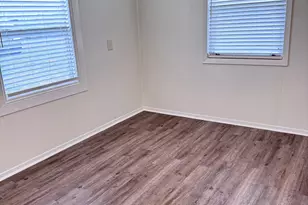 703 W Ollie St, Llano, TX 78643 - Photo 9