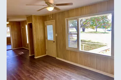 703 W Ollie Street, Llano, TX 78643 - Photo 5