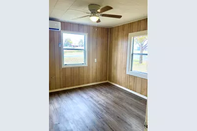 703 W Ollie Street, Llano, TX 78643 - Photo 13