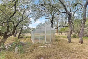 670 C R 100, Burnet, TX 78611 - Photo 27