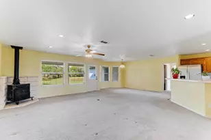 670 C R 100, Burnet, TX 78611 - Photo 15