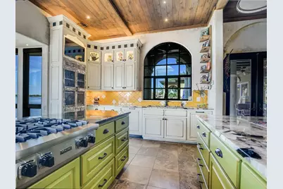 82 Applehead Island Dr., Horseshoe Bay, TX 78657 - Photo 15