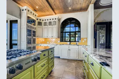 82 Applehead Island Dr., Horseshoe Bay, TX 78657 - Photo 9