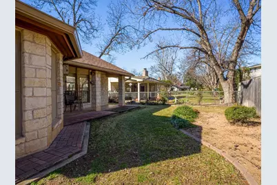 330 Columbine Street, Meadowlakes, TX 78654 - Photo 29