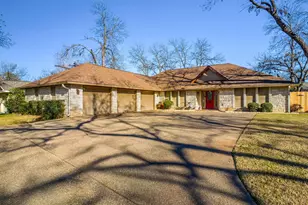 330 Columbine St, Meadowlakes, TX 78654 - Photo 1