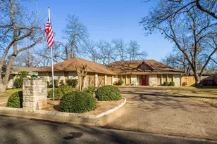 330 Columbine St, Meadowlakes, TX 78654 - Photo 3