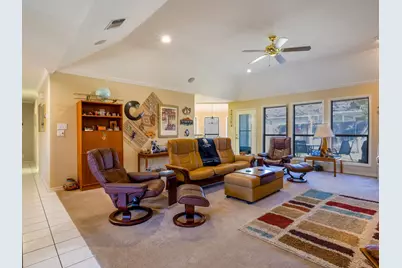 330 Columbine Street, Meadowlakes, TX 78654 - Photo 5