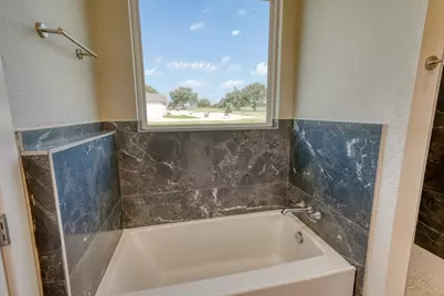 206 Oak Grove Parkway, Kingsland, TX 78639 - Photo 15