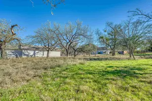 1216 Hi Circle, Horseshoe Bay, TX 78657 - Photo 9