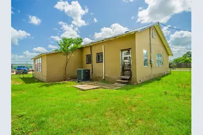 1004 Avon Ave, Llano, TX 78643 - Photo 21