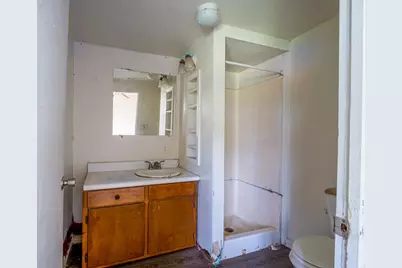 1004 Avon Ave, Llano, TX 78643 - Photo 19