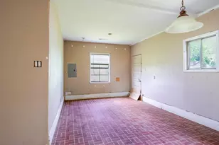 1004 Avon Ave, Llano, TX 78643 - Photo 13