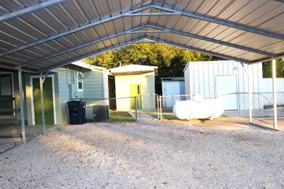 352 W Vaughan Street, Bertram, TX 78605 - Photo 5