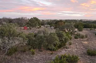 405 Heartleaf Dr, Lampasas, TX 76550 - Photo 5