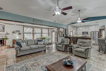 1104 Hill Circle West Drive, Granite Shoals, TX 78654 - Photo 5