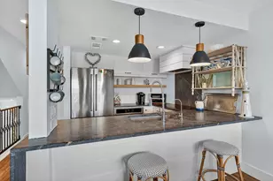 104 Island Dr Dr, Horseshoe Bay, TX 78657 - Photo 9