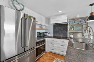 104 Island Dr Dr, Horseshoe Bay, TX 78657 - Photo 9