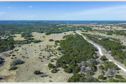10 Bluestem Lane, Lampasas, TX 76550 - Photo 11