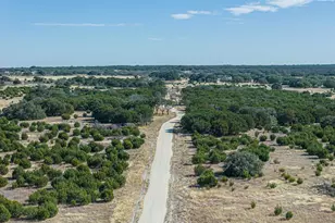 10 Bluestem Ln, Lampasas, TX 76550 - Photo 5