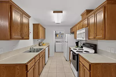 268 Braeburn Cir Circle, Meadowlakes, TX 78654 - Photo 5