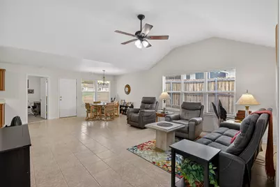 268 Braeburn Cir Circle, Meadowlakes, TX 78654 - Photo 3