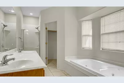 122 Eagle Point Drive, Kingsland, TX 78639 - Photo 17