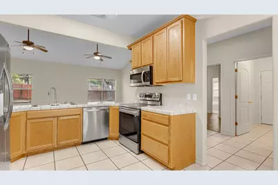 122 Eagle Point Drive, Kingsland, TX 78639 - Photo 5