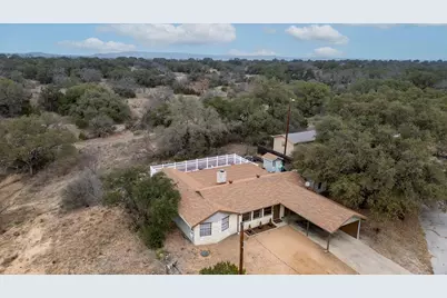 1109 County Road 132A, Kingsland, TX 78639 - Photo 3