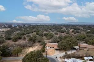 1109 Co Rd 132A, Kingsland, TX 78639 - Photo 5